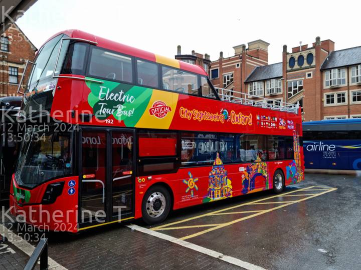 Image of City Sightseeing Oxford vehicle 192. Taken by Katherine T at 13:50:34 on 2024.03.12