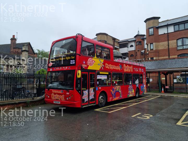 Image of City Sightseeing Oxford vehicle 198. Taken by Katherine T at 12:18:50 on 2024.10.14