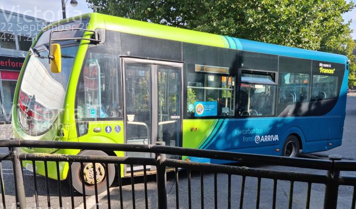 Image of Arriva Beds & Bucks vehicle 2325. Taken by Victoria T at 04:41:21 on 2021.09.22